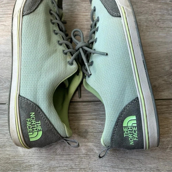 North  Face Base Camp Approach Shoes - Picture 11 of 12